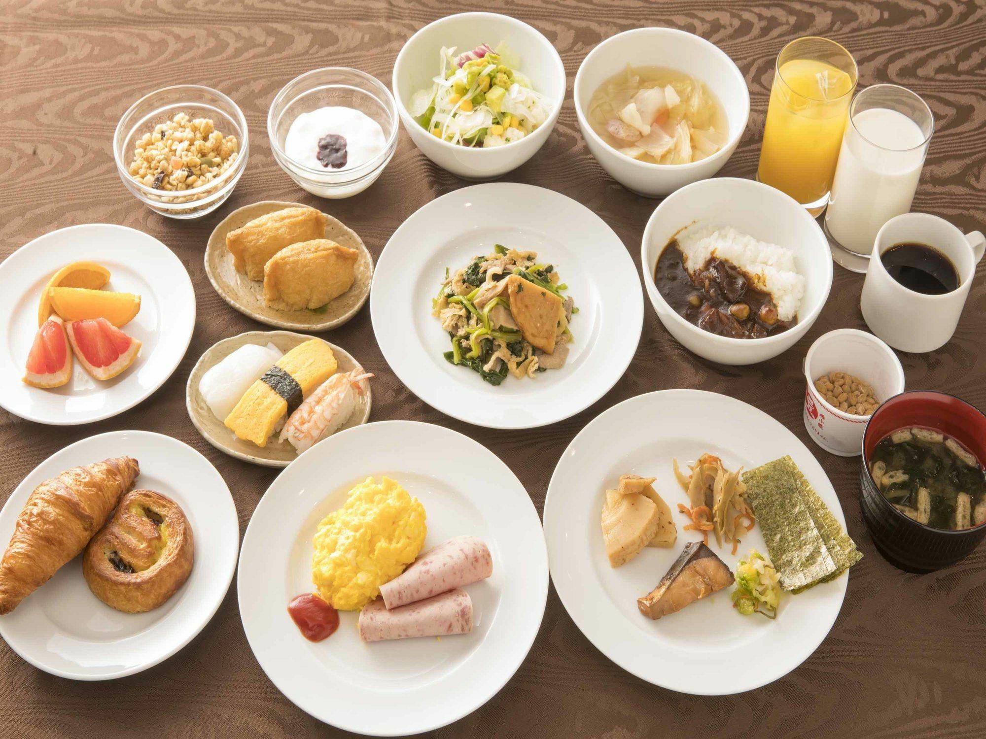 Hotel Wbf Shinsaibashi Osaka Buitenkant foto