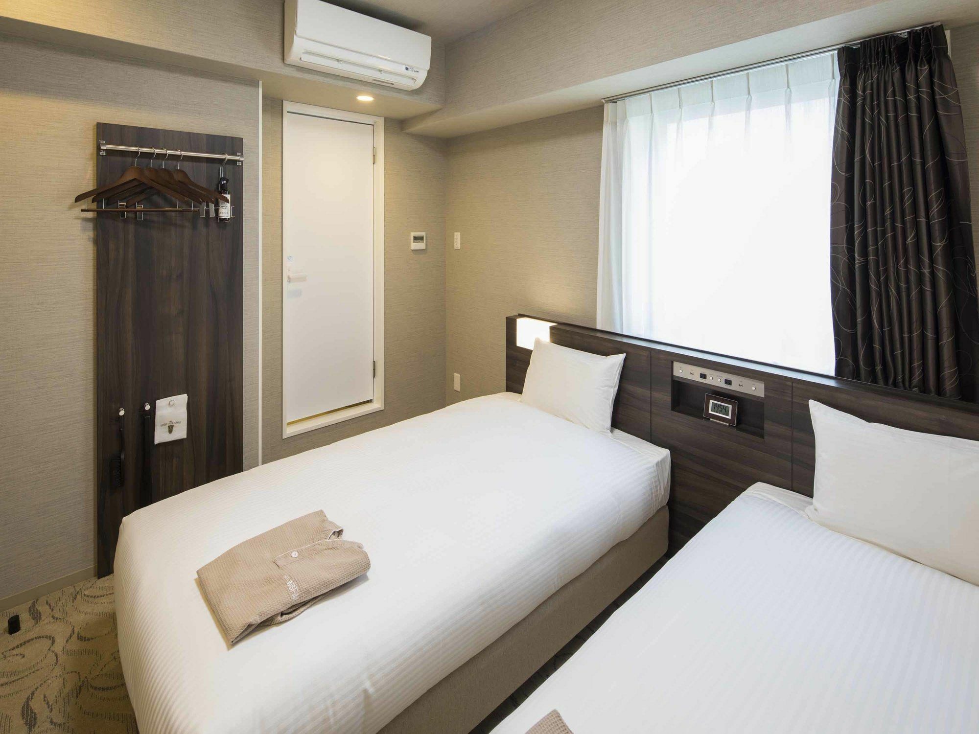 Hotel Wbf Shinsaibashi Osaka Buitenkant foto