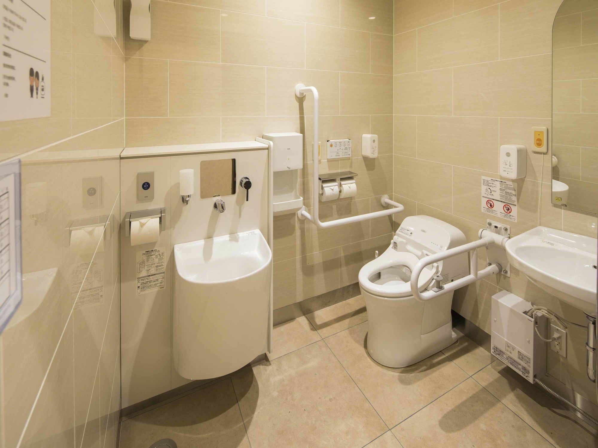 Hotel Wbf Shinsaibashi Osaka Buitenkant foto
