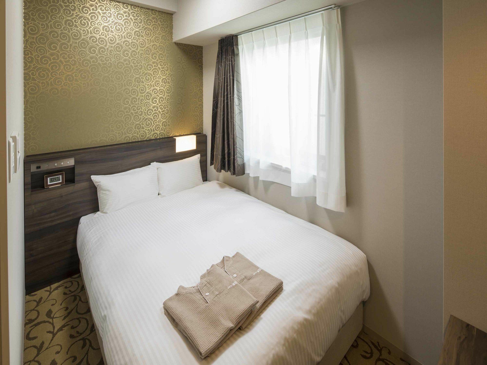 Hotel Wbf Shinsaibashi Osaka Buitenkant foto
