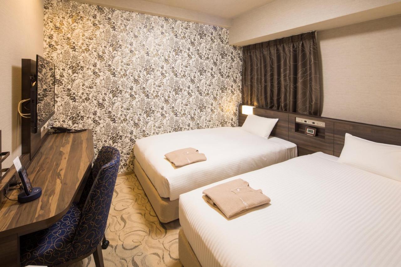 Hotel Wbf Shinsaibashi Osaka Buitenkant foto