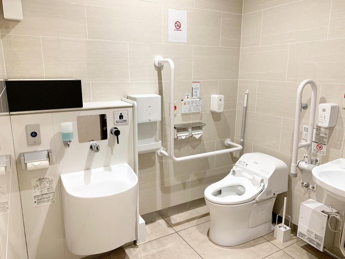 Hotel Wbf Shinsaibashi Osaka Buitenkant foto